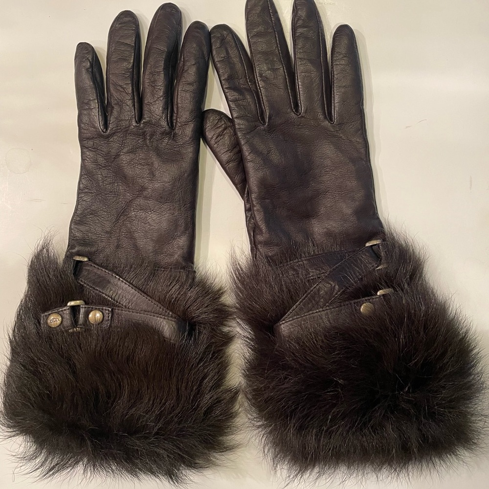 UGG Leather Gloves with fur trim